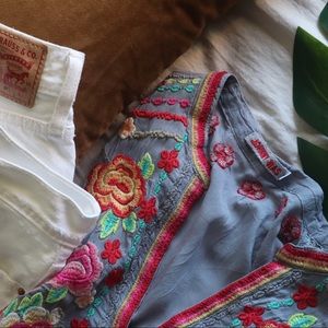 JOHNNY WAS | Blossom Embroidered Blouse